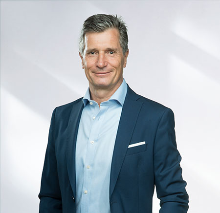 Porträt von Dr. Robert Saller, Executive Director Program Management bei der Amgen Research Munich (ARM) GmbH.